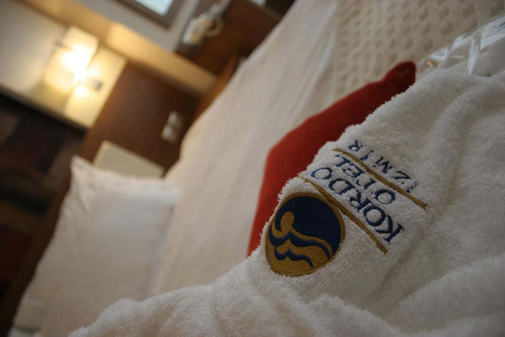 Kordon Hotel Alsancak Esmirna Exterior foto